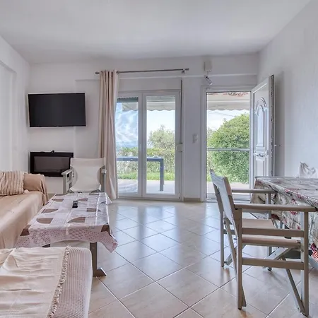 Apartament Sea View Garden Luxury By μρs *