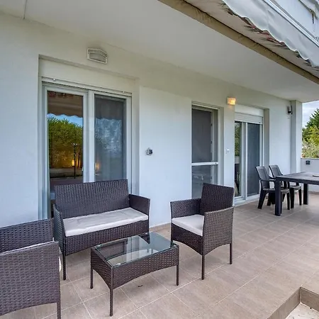 Sea View Garden Luxury By μρs Apartament